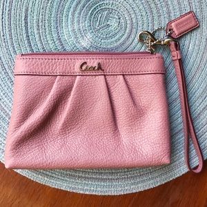 COACH - Wristlet/Small Make Up Bag